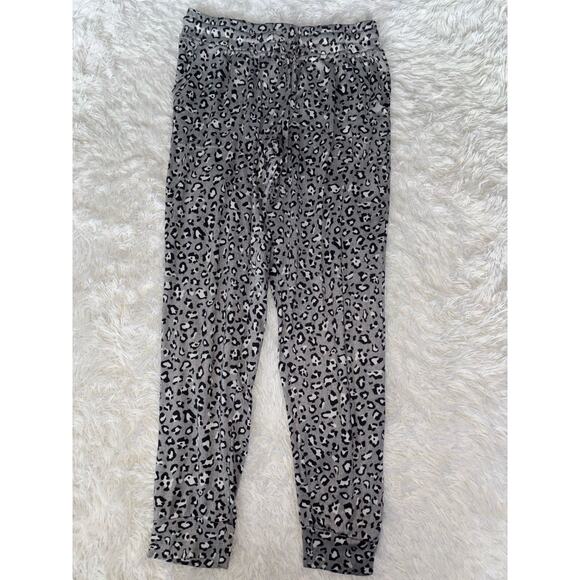 Secret Treasures women's sz. S gray/blk animal print pj bottoms. Cute, comf - Picture 1 of 7